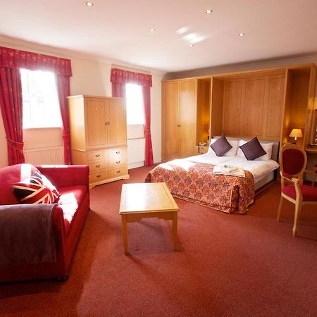 Hunters Lodge Hotel Crewe Exterior foto